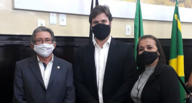 CRO-PB PARTICIPA DE REUNIÃO COM O PREFEITO DE CAMPINA GRANDE SOBRE O PROCESSO DE IMUNIZAÇÃO DOS PROFISSIONAIS DE SAÚDE