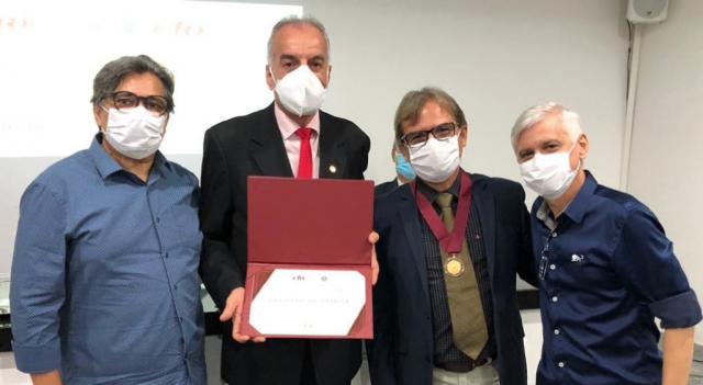 CFO entrega Medalha de Honra ao Mérito Odontológico Nacional a Antônio de Lisboa Lopes Costa no Rio Grande do Norte